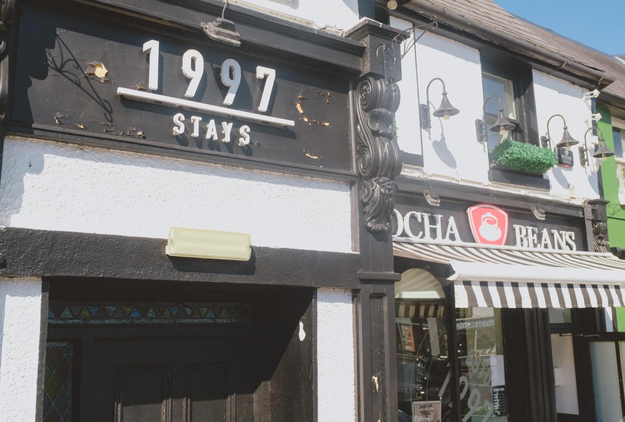 Mocha Beans Westport Acomodação com café da manhã Exterior foto